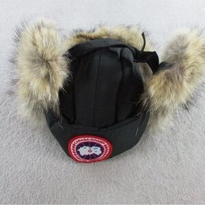Canada Goose Aviator Hat Cap Womens S/M Black Real Coyote Fur Trapper Ear Flaps